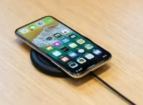 iphone11无线充电位置发烫