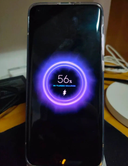 小米30w无线充电发热严重