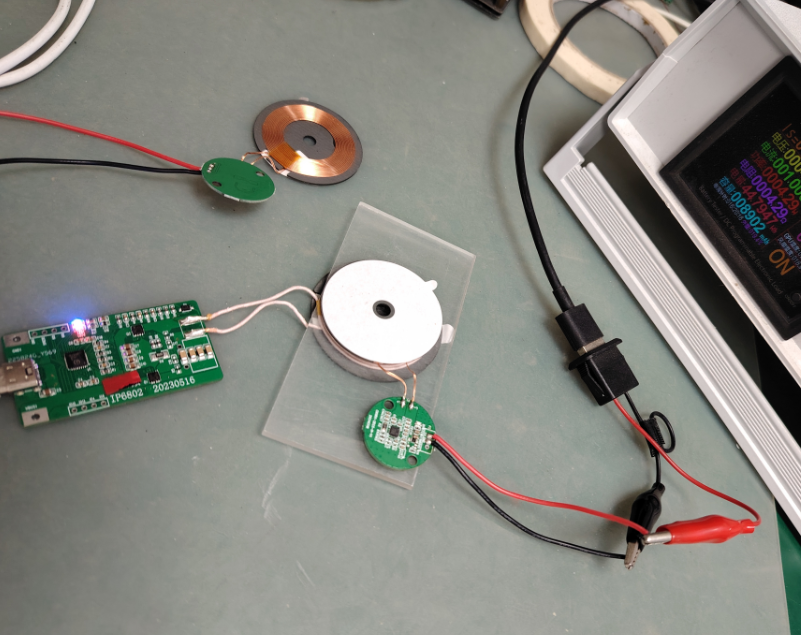 15w的无线充电器是多少伏